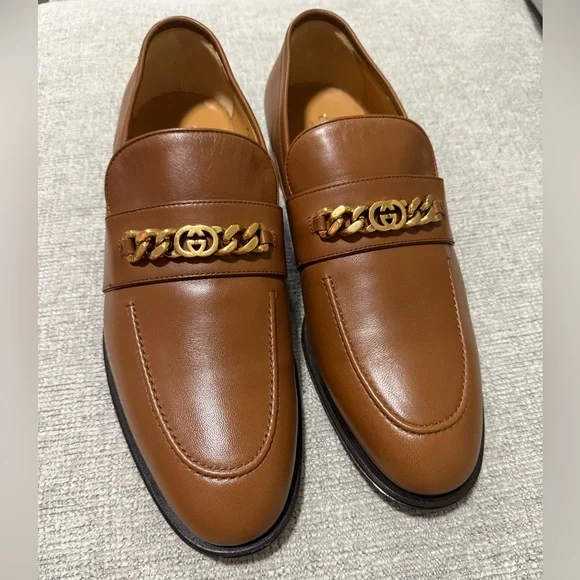 Gucci | Shoes | New Gucci Brown Loafers With Gold Accent  display picture 1